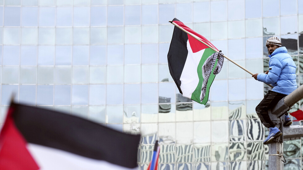 "الناس كانت تتوقع دورا أكبر للحلفاء".. أبو مرزوق: أعضاء بالسلطة ودول عربية طلبوا سرا القضاء على حماس