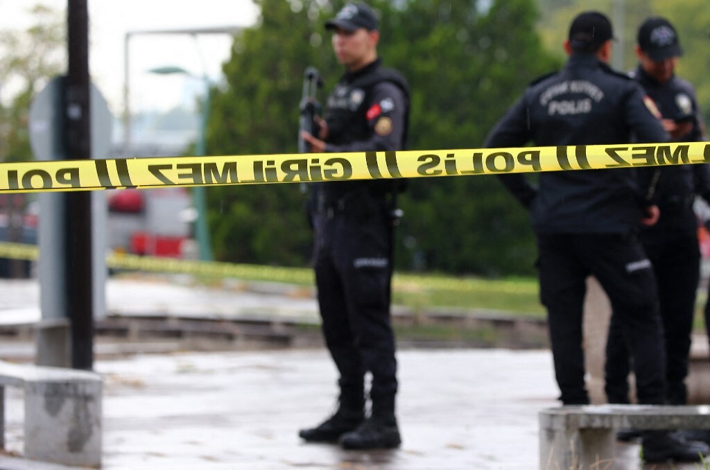 الكشف عن صورة منفذ الهجوم على مديرية الأمن في أنقرة