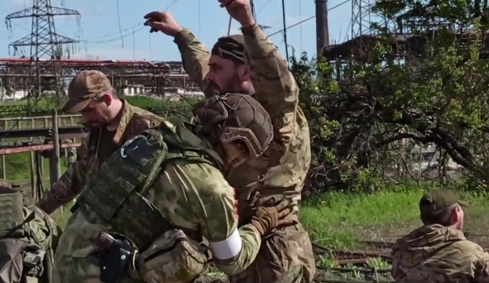 دونيتسك: استسلام أكثر من 15 عسكريا من القوات الأوكرانية