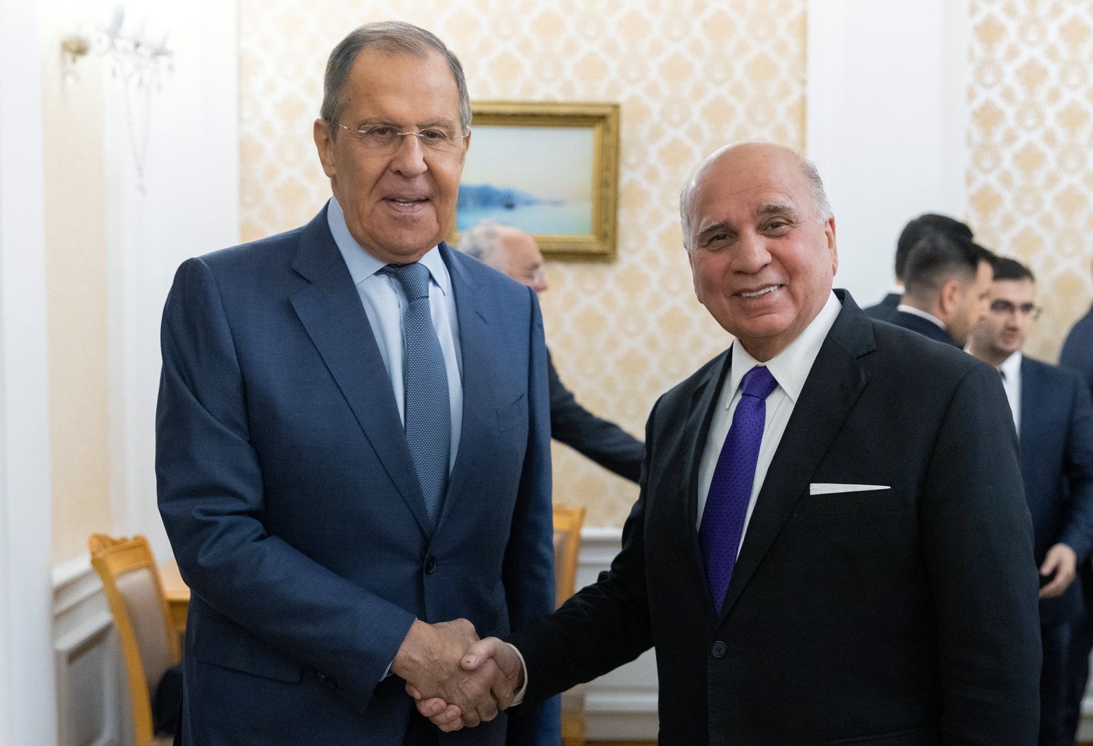 نائب رئيس الوزراء وزير الخارجية العراقي فؤاد حسين ووزير الخارجية الروسي سيرغي لافروف، موسكو، 10 أكتوبر 2023