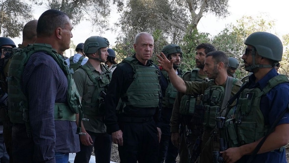 وزير الدفاع الإسرائيلي: جندنا كل الاحتياط ونتجه نحو الهجوم الكامل على غزة