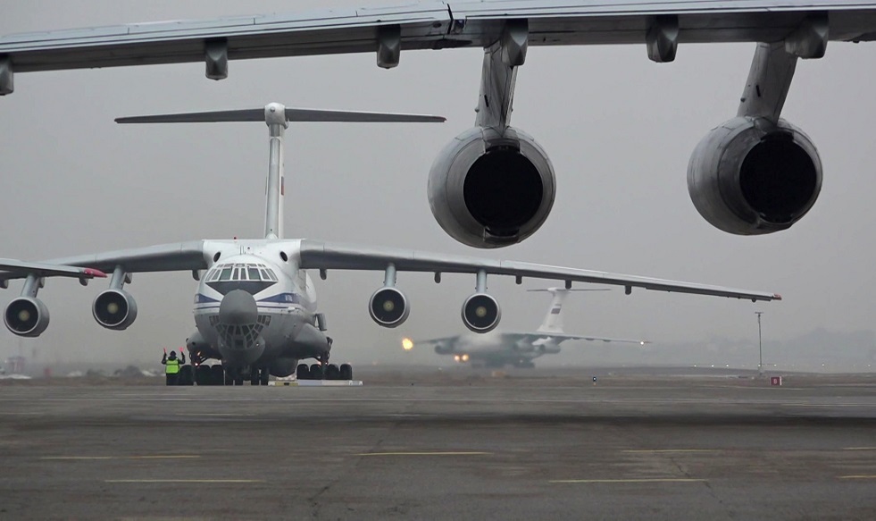 شويغو يترأس اجتماعا حول زيادة قدرات طيران النقل العسكري