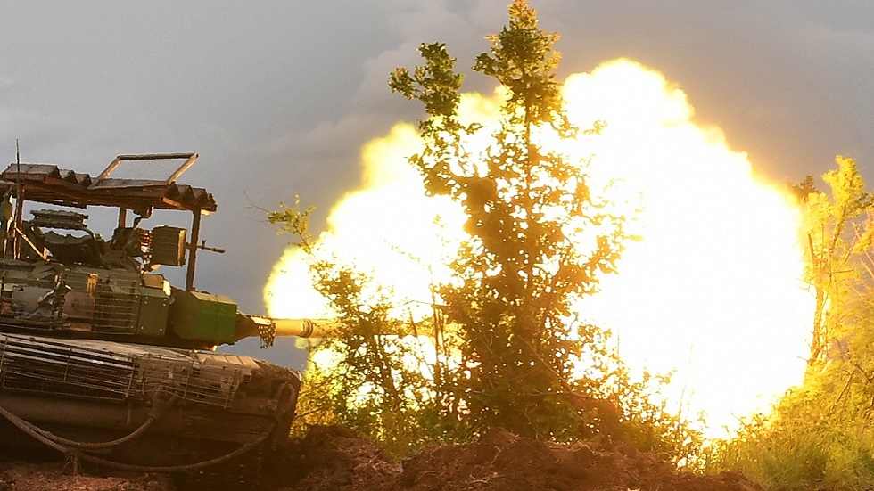 القوات الروسية تحسن مواقعها على بعض المحاور وتحييد 900 جندي أوكراني في يوم