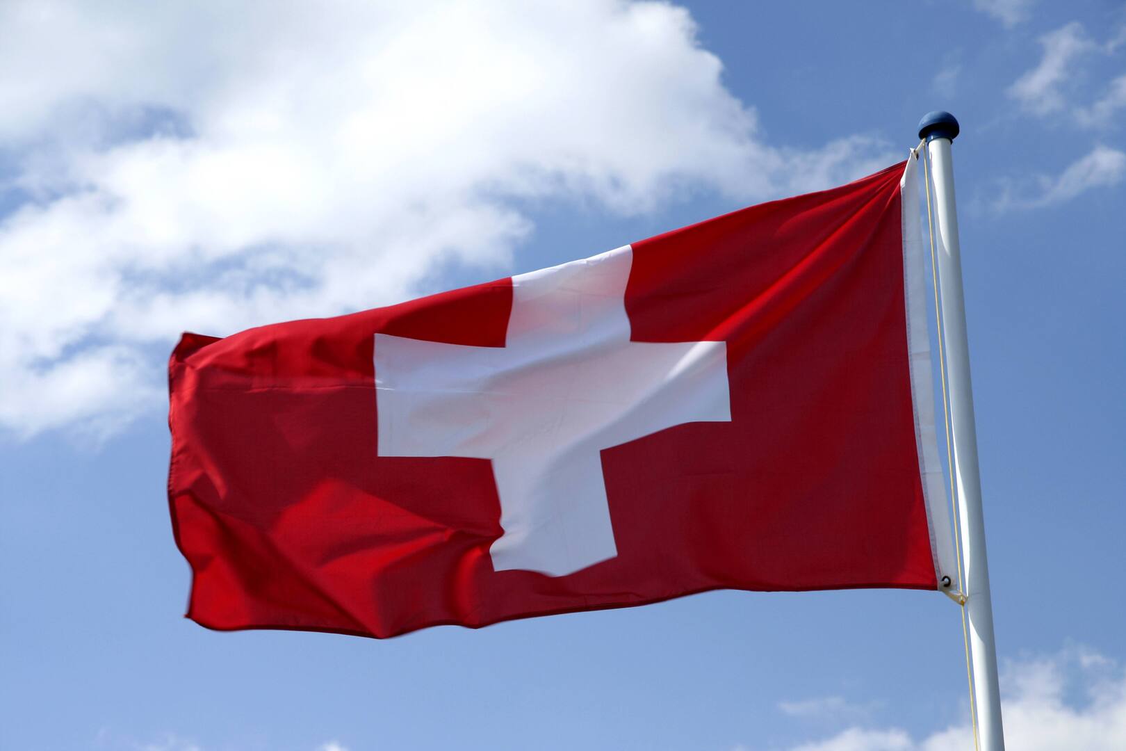 حكومة سويسرا تدرس تصنيف 