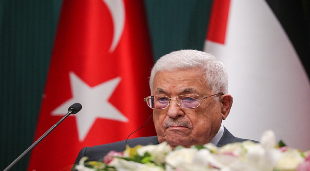 الرئيس الفلسطيني يصل عمان للقاء العاهل الأردني ووزير الخارجية الأمريكي