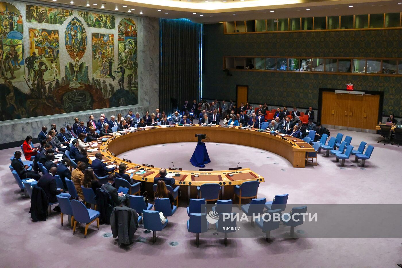 نيبينزيا: روسيا لا تستطيع قبول تقاعس مجلس الأمن الدولي عن تسوية الأزمة في الشرق الأوسط