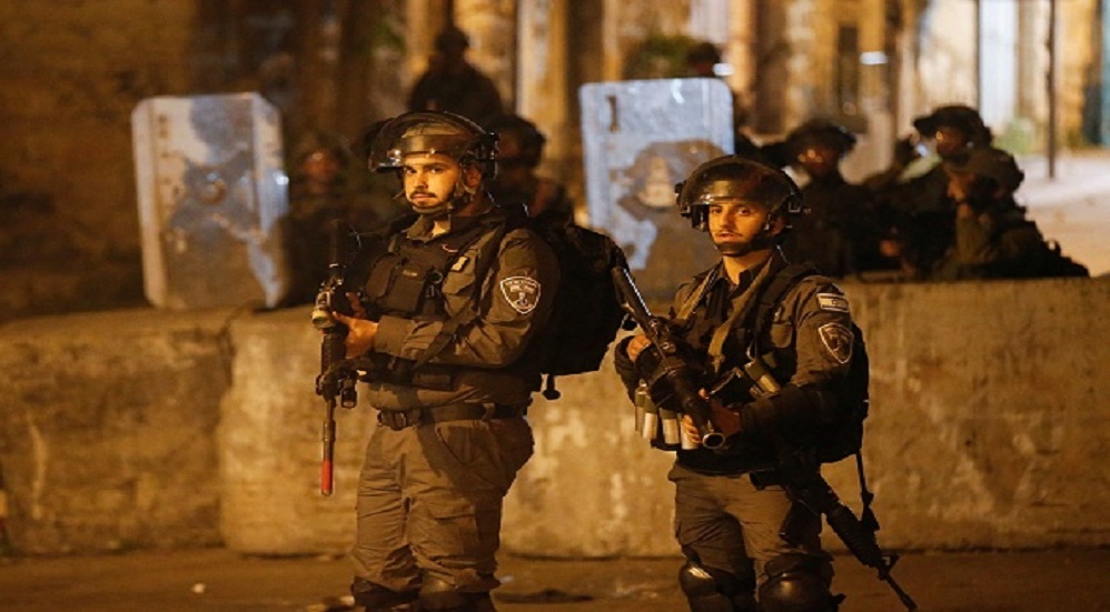 وفا: القوات الإسرائيلية تعدم شابا في العيسوية شرق القدس