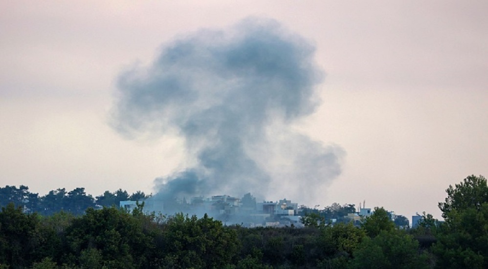 إذاعة الجيش الإسرائيلي: يجري حاليا تنفيذ غارات بطائرات مسيرة ضد أهداف لحزب الله في لبنان