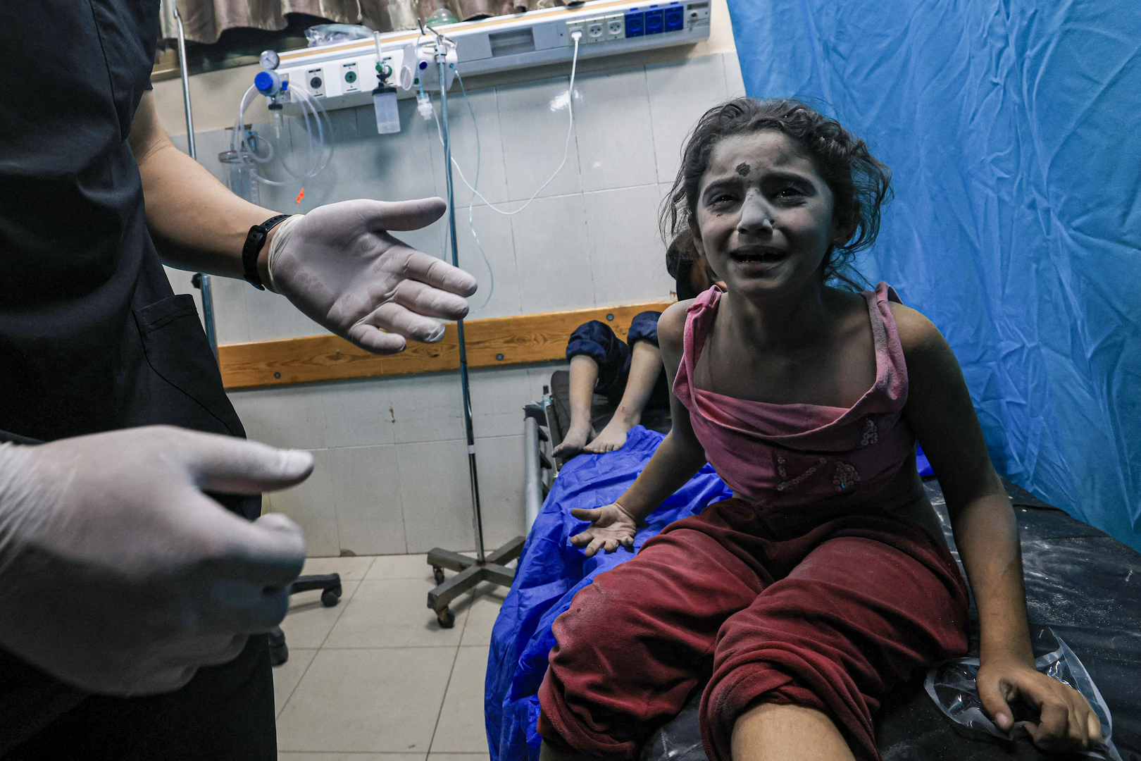 السعودية تصدر بيانا بشأن المجزرة التي ارتكبتها إسرائيل بمستشفى المعمداني في غزة