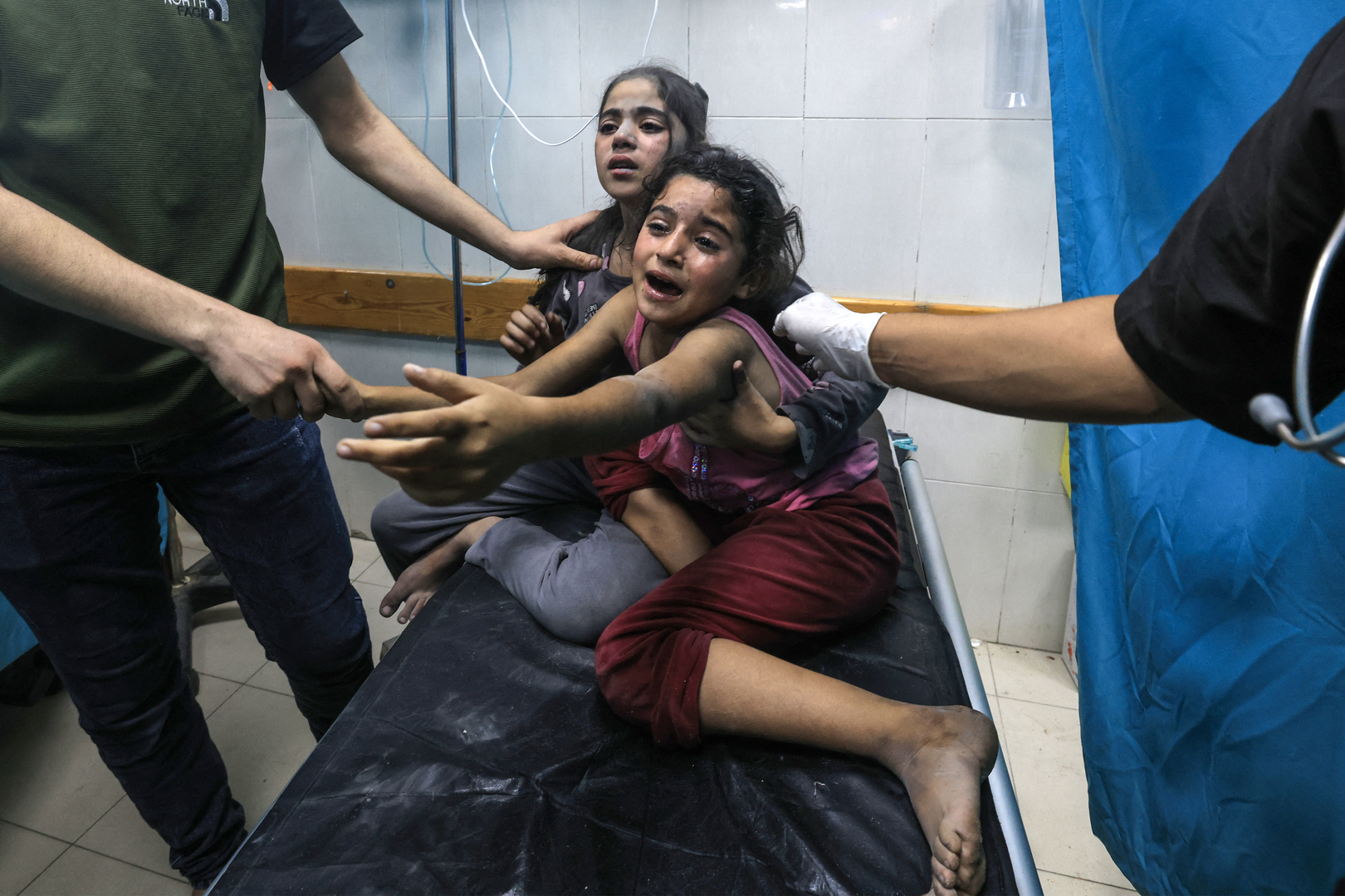 فرنسا تصدر بيانا بشأن مجزرة مستشفى المعمداني في غزة دون الإشارة إلى إسرائيل