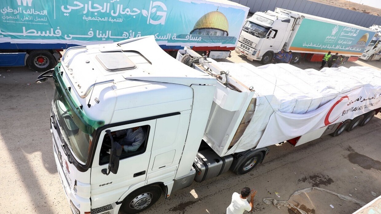 مكتب نتنياهو: إسرائيل لن ترسل مساعدات إنسانية إلى غزة وستمنع إدخالها من دول أخرى دون رقابة
