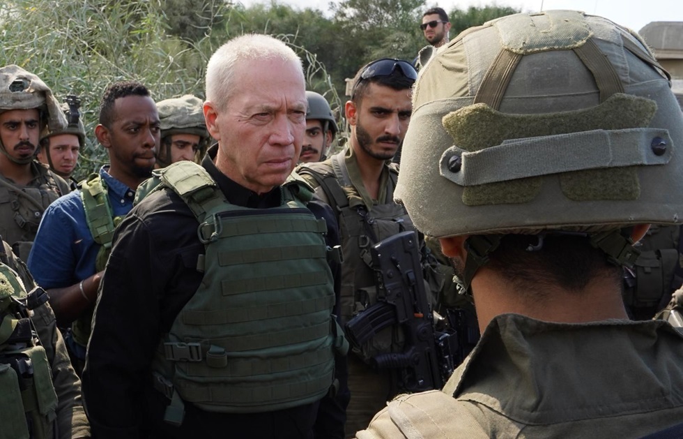 وزير الدفاع الإسرائيلي يعترف بتكبد 