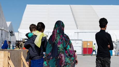 باكستان تعلن أن عمليات ترحيل 1.7 مليون مهاجر أفغاني ستتم على مراحل وبنظام