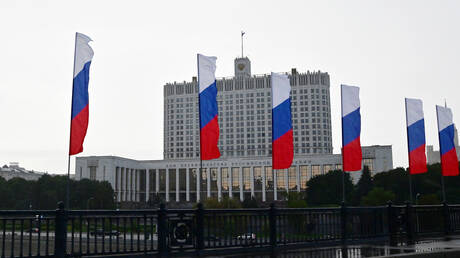 4.6 مليار دولار.. موسكو تلغي دعمها لمشروع مدينة الشمس الروسية في المنطقة الاقتصادية لقناة السويس