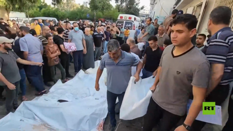 جثامين الشهداء تنتشر في شوارع قطاع غزة مع استمرار القصف الإسرائيلي