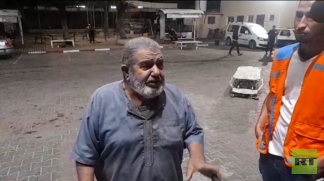 حاج فلسطيني يروي كيف نجا من قصف إسرائيلي استهدف محيط منزله في قطاع غزة (فيديو)