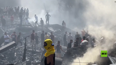 غارة إسرائيلية تقتل 15 فلسطينيا وتدمّر 8 مبان في خان يونس
