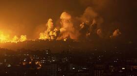 إذاعة الجيش: إسرائيل قررت مواصلة الهجوم على غزة ولو كلف ذلك حياة الأسرى الذين تحتجزهم حماس