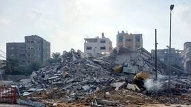 الطيران الإسرائيلي يدمر عددا من المباني في غزة على رؤوس ساكنيها دون سابق إنذار