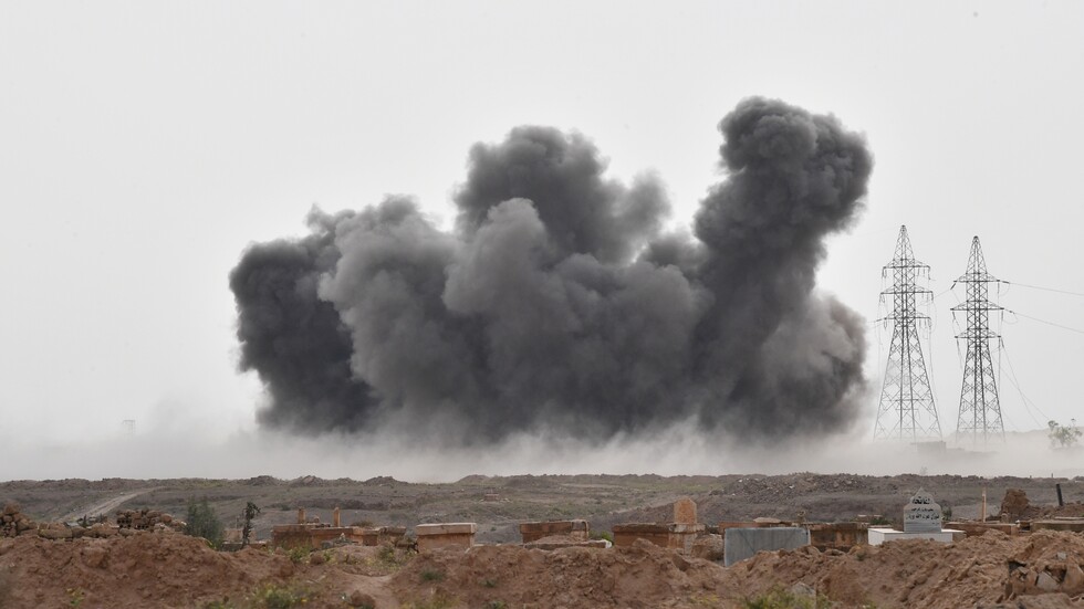 القوات الجوية الروسية توجه ضربات إلى مواقع للمسلحين في ريف إدلب بسوريا