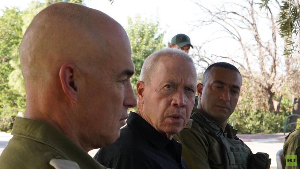 غالانت يتعهد بقتل يحيى السنوار ويوجه رسالة تهديد لنصر الله وحزب الله