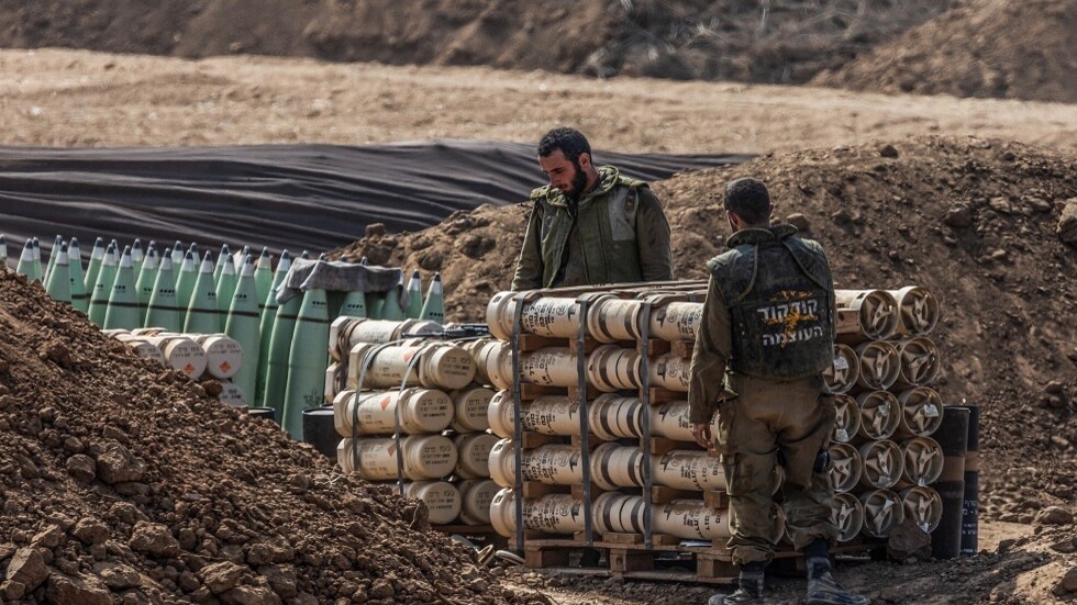 مراسلنا: المدفعية الإسرائيلية تواصل قصف مناطق شرقي مدينة خانيونس جنوبي قطاع غزة
