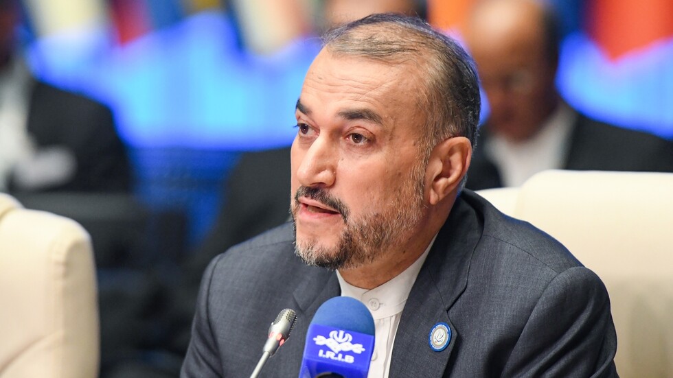 وزير الخارجية الإيراني يحذر من أمر "لا مفر منه" إذا واصلت إسرائيل قصفها لغزة