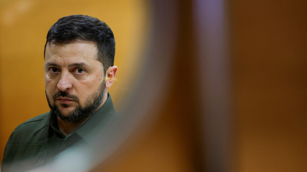 مسؤول إسرائيلي: سنستقبل زيلينسكي بأذرع مفتوحة ولكن ليس الآن