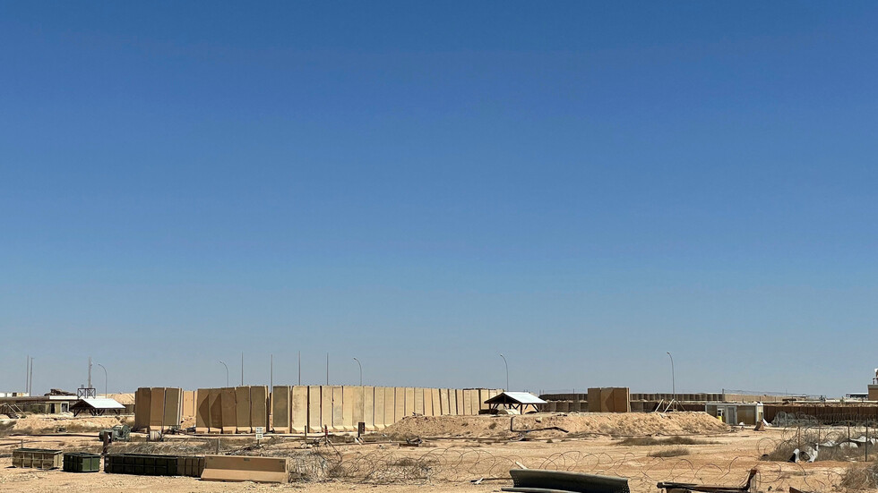 "المقاومة الإسلامية" بالعراق تعلن استهداف قاعدة "عين الأسد" الأمريكية بعمليات منفصلة وإصابة أهدافها