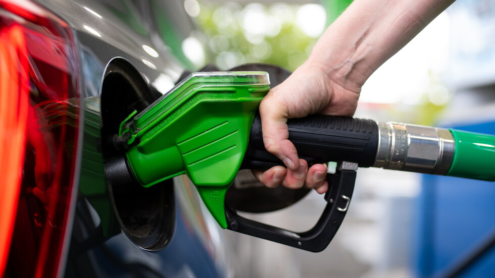 العراق يؤكد دعمه والتزامه اتفاق "أوبك+"