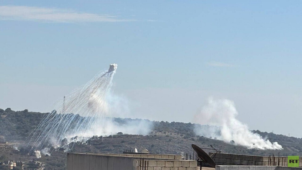 "حزب الله" يستهدف مواقع عسكرية على الحدود مع إسرائيل بالأسلحة الصاروخية