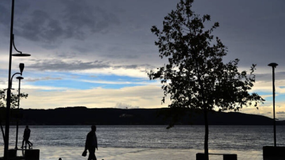 تركيا تغلق مضيق الدردنيل بسبب سوء الأحوال الجوية