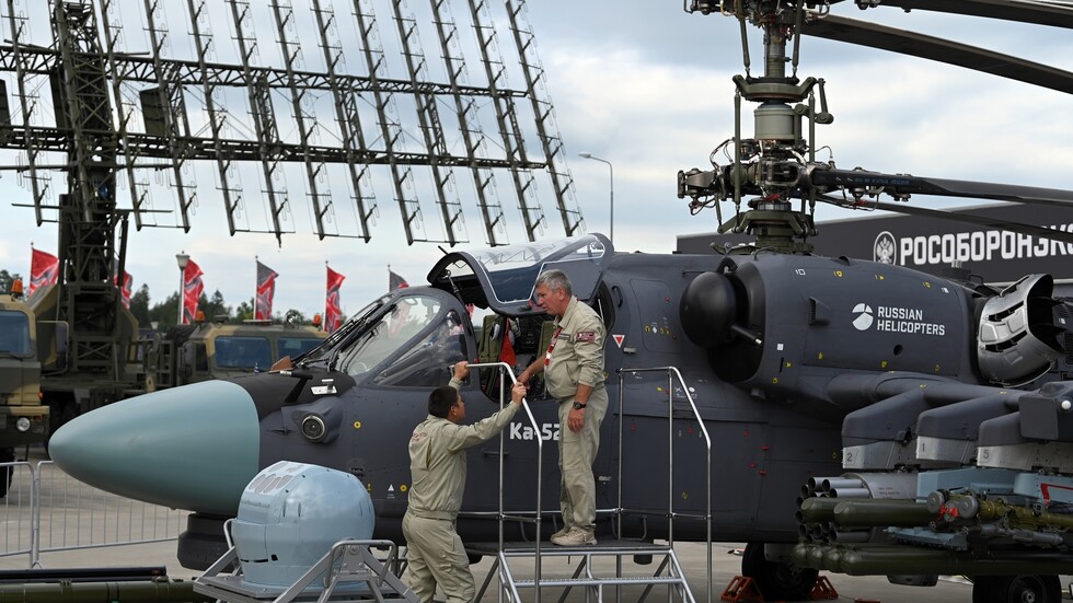 روسيا تعرض ما يزيد عن 250 نموذجا من فخر صناعاتها الجوية في 