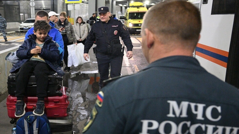 وصول ثاني دفعة من المواطنين الروس الذين تم إجلاؤهم من غزة إلى موسكو