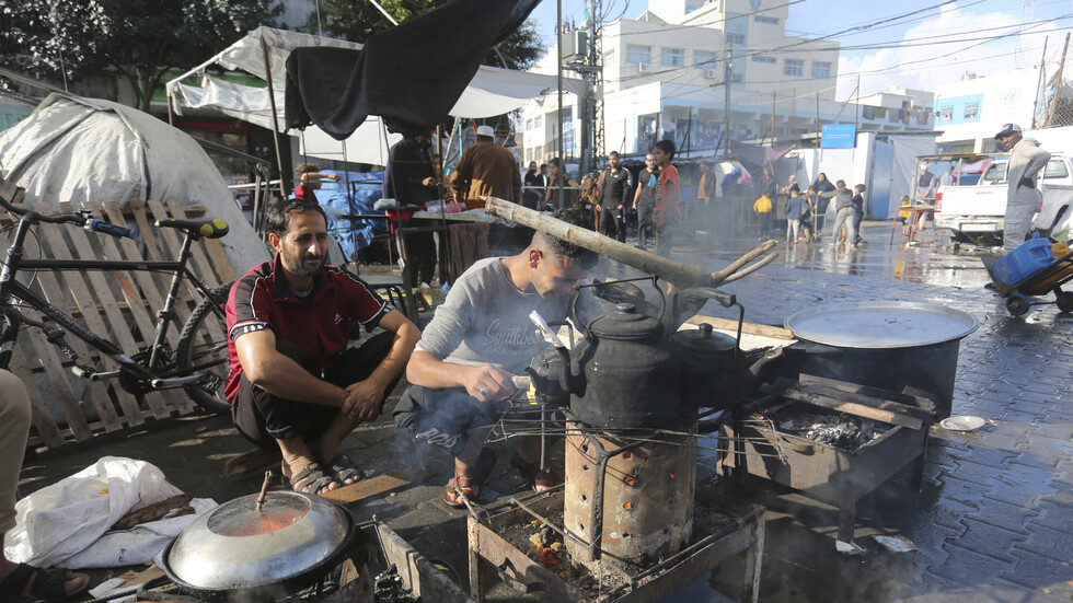 "الأونروا": العمليات الإنسانية في قطاع غزة ستتوقف بسبب نقص الوقود