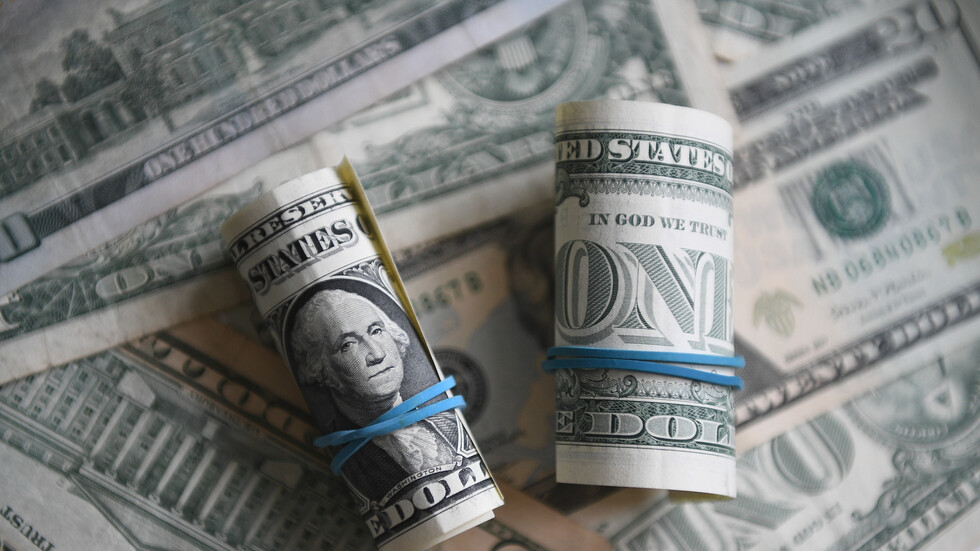 الروبل يواصل تعزيز مواقعه ويسجل أعلى مستوى أمام الدولار منذ 27 يوليو 2023