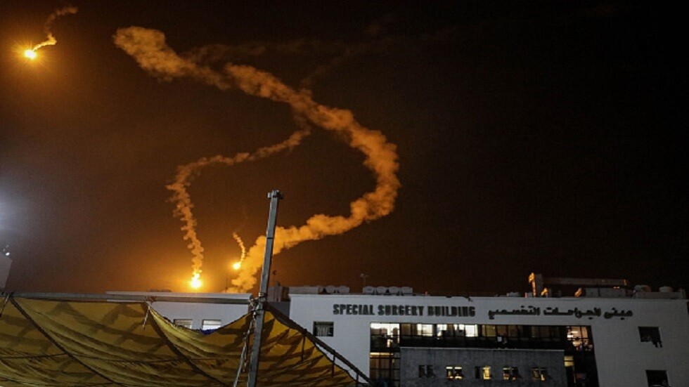 مدير "الشفاء": الجيش الإسرائيلي ينسحب من المستشفى بعد استجواب طواقم طبية واعتقال مهندسين