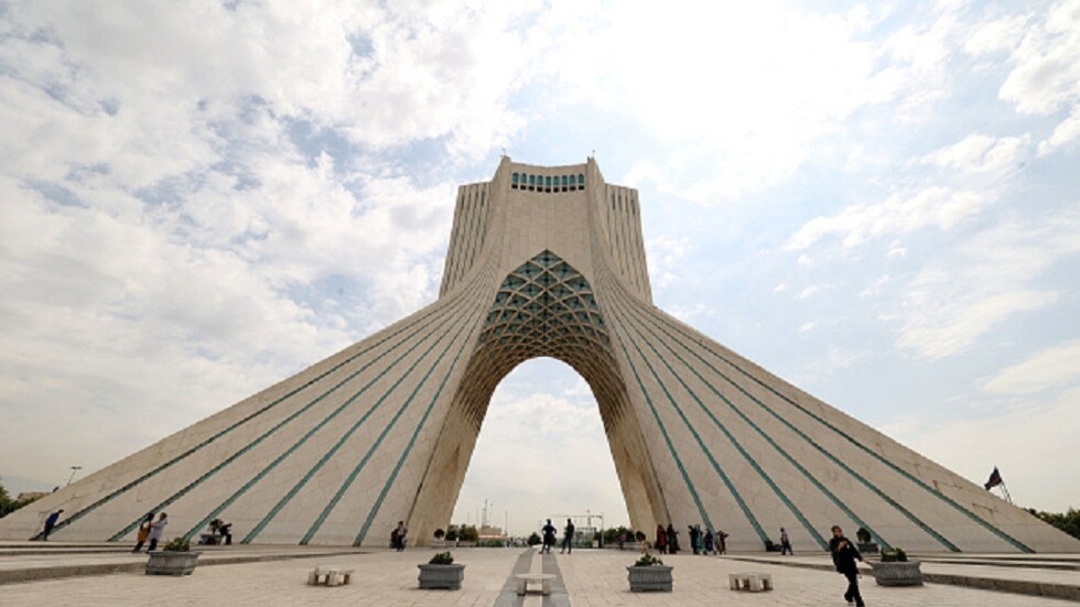 "رويترز" عن تقرير "سرّي": لدى إيران يورانيوم مخصب يكفي لتصنيع 3 قنابل نووية