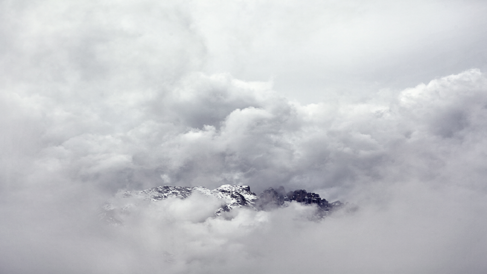 اكتشاف في السحب فوق جبال الصين يمكن أن يؤثر على طقس الأرض!