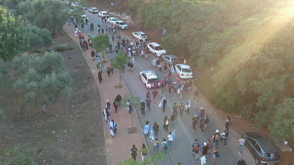 الجيش الإسرائيلي يعلن العثور على جثة إسرائيلية مختطفة قرب مشفى الشفاء في قطاع غزة