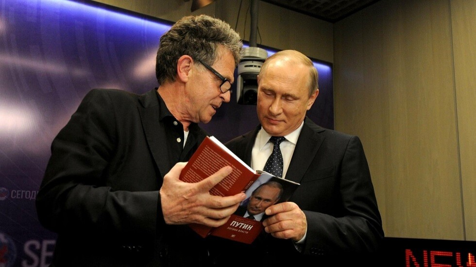 صحفي ألماني أجرى مقابلة مع بوتين يواجه خطر المحاكمة في بلاده