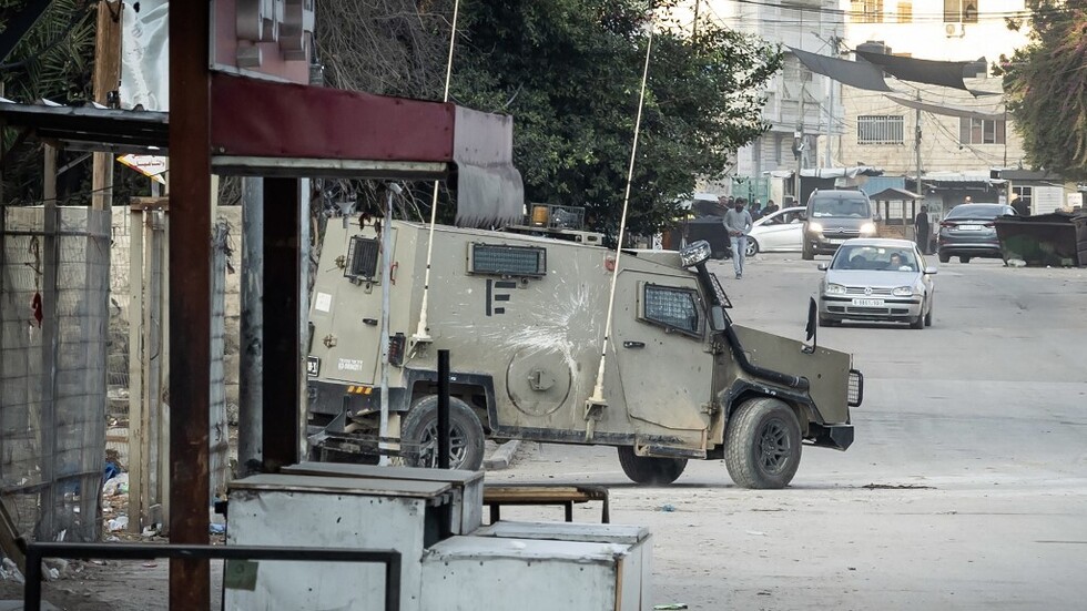 أنباء عن مقتل فلسطينيين اثنين  بزعم محاولة تنفيذ عملية غرب الخليل (فيديو)