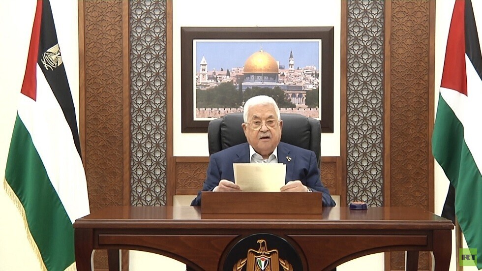 عباس يدعو الرئيس الأمريكي إلى التدخل الفوري لوقف الإبادة الجماعية بحق أبناء الشعب الفلسطيني (فيديو)