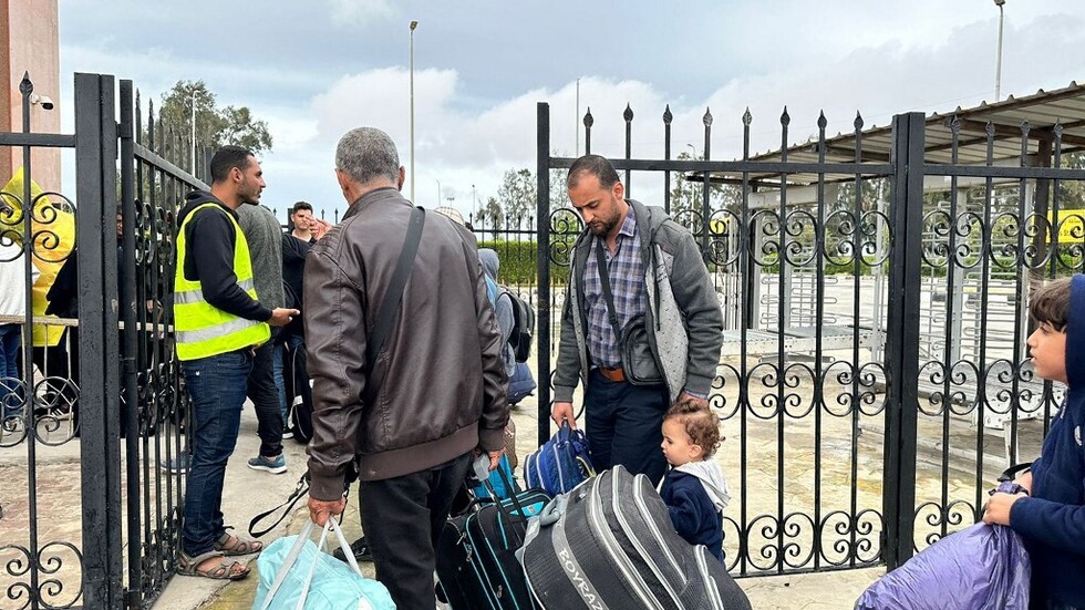 مصادر لـRT: مئة شخص من حملة الجنسية التركية سيخرجون من معبر رفح