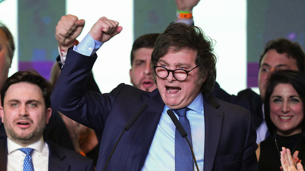 الرئيس الأرجنتيني المنتخب يعلن نيته زيارة الولايات المتحدة وإسرائيل قبل توليه منصبه