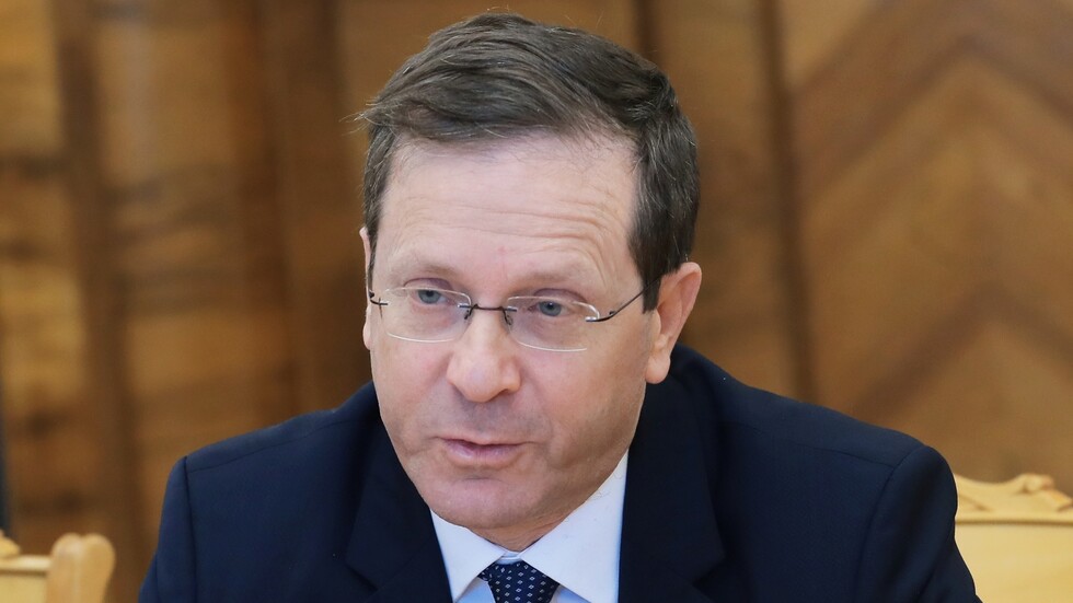 الرئيس الإسرائيلي يصف الوضع على الحدود مع لبنان بـ"تحد معقد وكبير"