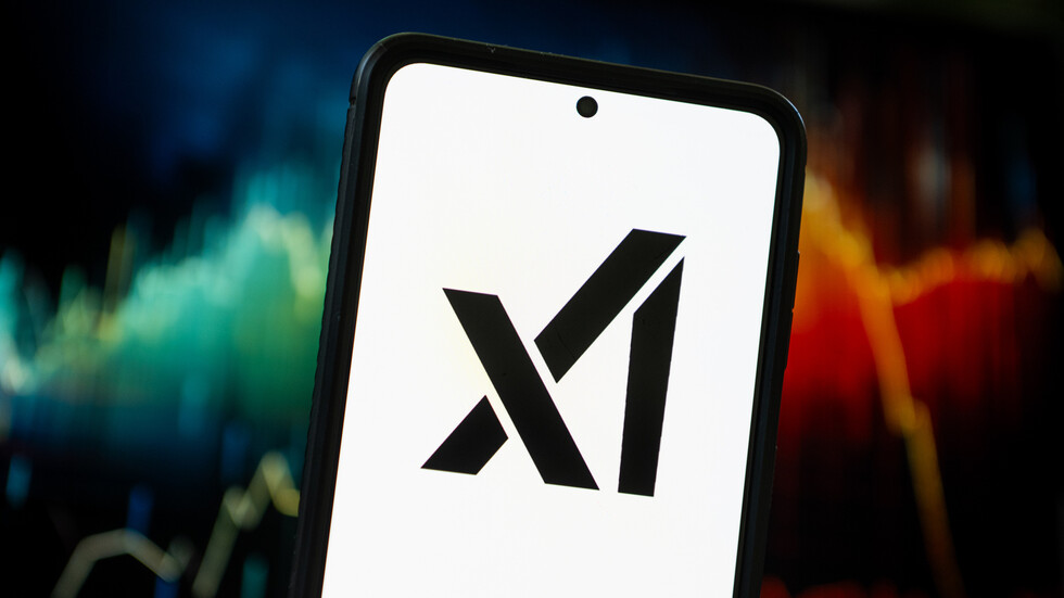 ماسك يتعهد بالتبرع بجزء من أرباح 