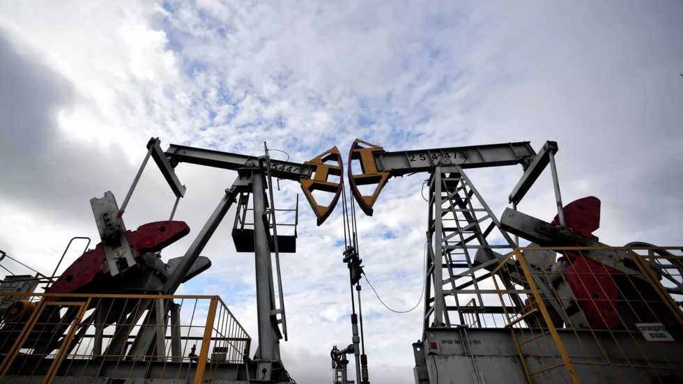 قبل اجتماع مهم لـ