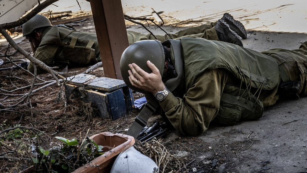 مراسلنا: إطلاق دفعة من الصواريخ من القطاع الغربي جنوبي لبنان باتجاه شمال إسرائيل