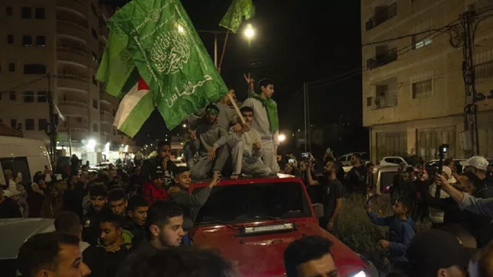 إطلاق أسرى فلسطينيين بموجب المرحلة الثانية صفقة التبادل بين حماس وإسرائيل